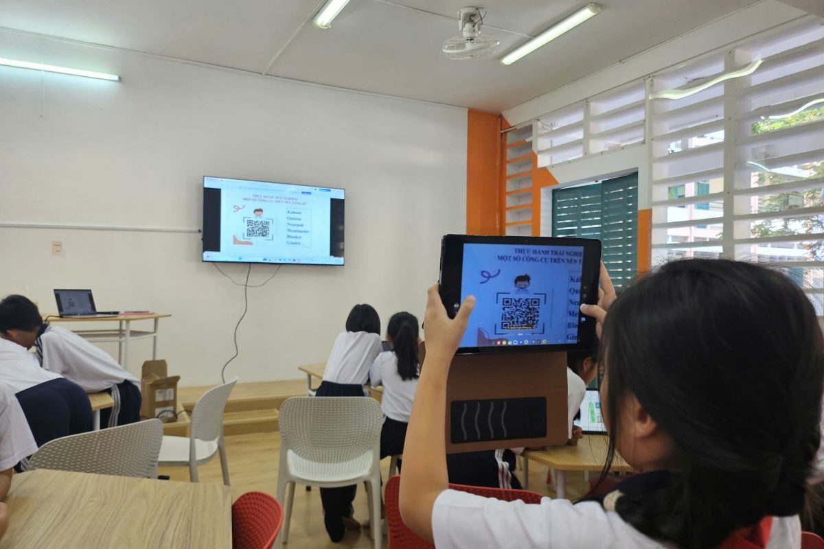 Một lớp học kỹ năng công dân số của AIG